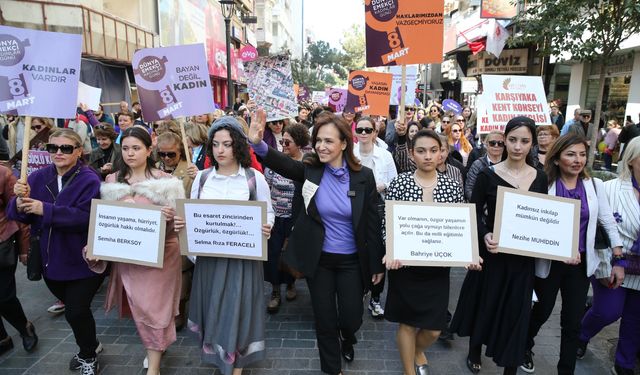 Karşıyaka’dan dayanışma çağrısı: Şiddete karşı ses çıkar!