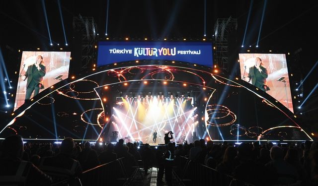 İzmir Kültür Yolu Festivali'nde yüzlerce etkinlik gerçekleştirildi