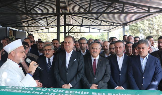 AK Parti Sözcüsü Ömer Çelik'in acı günü
