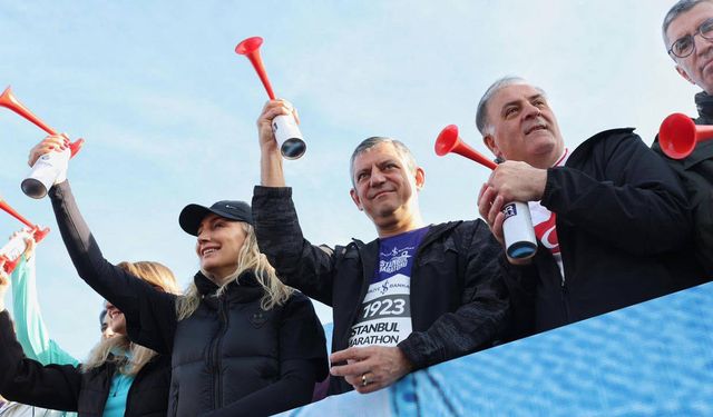 47. İstanbul Maratonu coşkusu: Startı Özgür Özel verdi, İmamoğlu’nun mesajı okundu