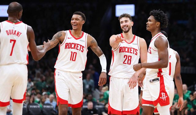 Alperen Şengün’den parkeye damga vuran performans: Double-double ile zafer geldi