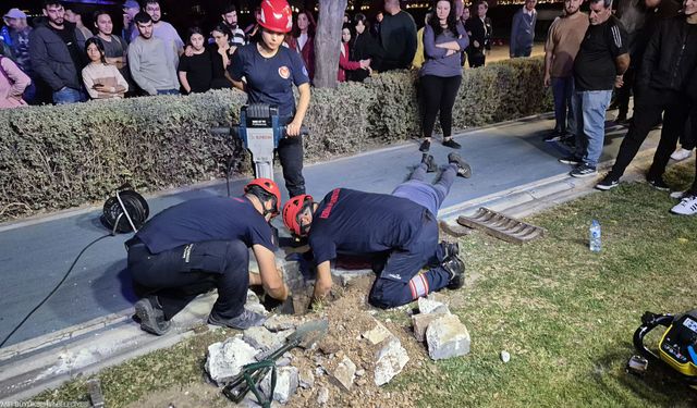 Konak’ta beş gündür kayıp köpek mazgaldan kurtarıldı
