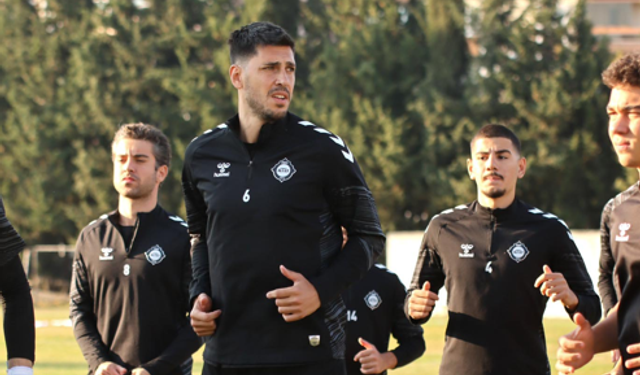 Ceyhun yeniden sahada