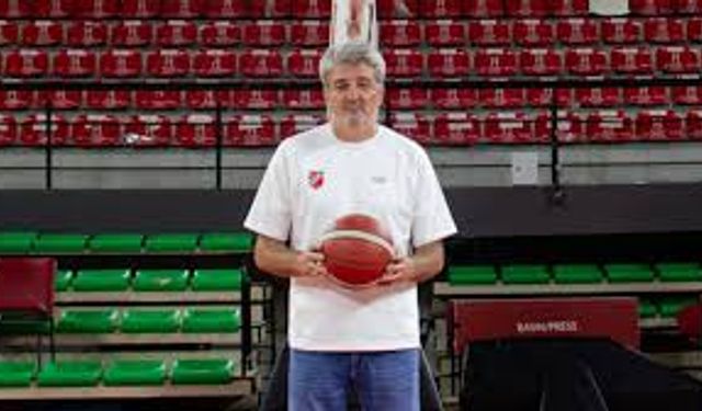 Karşıyaka Erkek Basketbol Takımı'nda başantrenör Beşok ile yollar ayrıldı