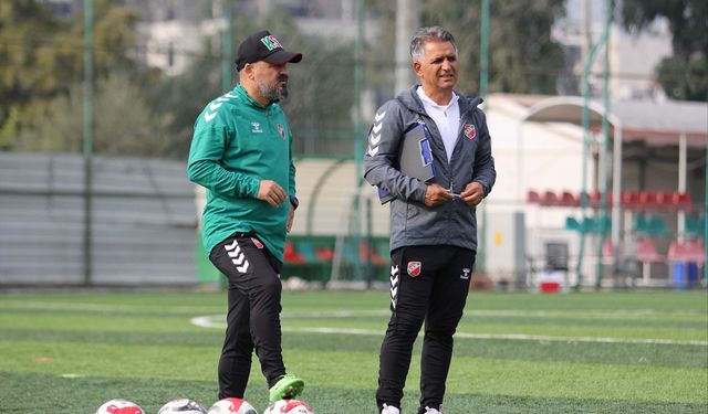 Karşıyaka’da Basatemür'den güven mesajı: “Bu takımın her oyuncusuna inanıyorum”