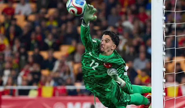 İspanya'da destan yazan Altay Bayındır aldığı haberle yıkıldı