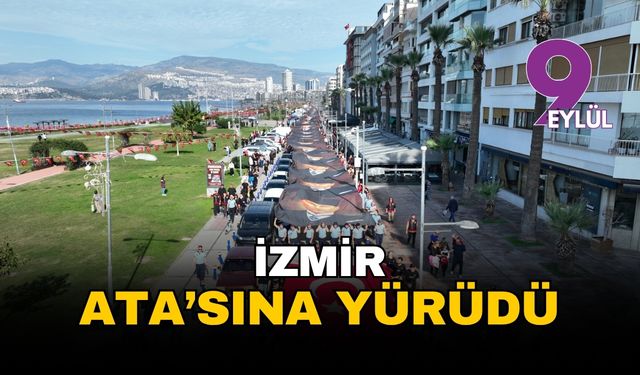 İzmir, Ata'sına yürüdü: Kordon'da 350 metrelik dev posterle anlamlı anma