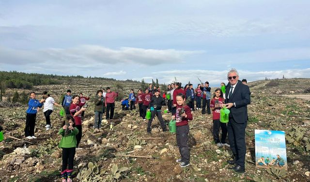 Asırlık çınar Makbule Alkan’ın 100. yaşına anlamlı hediye: Geleceğe nefes oldular