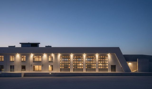 Dikili'ye dev itfaiye kalesi: Afetlere karşı yeni cephe açılıyor