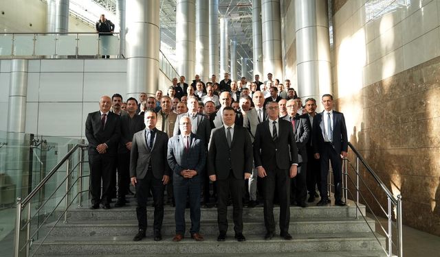 İzmir ulaşımında saha hakimiyeti artıyor: ESHOT’tan hizmet kalitesini yükseltecek kritik zirve