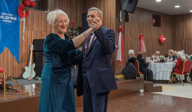 Huzurevinde yeni yıl coşkusu