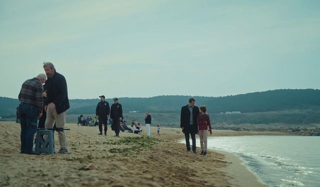 Arka Sokaklar’da duygu dolu sahil buluşması: Ali ve Efe yıllar sonra yüz yüze