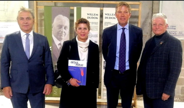 ‘Hollanda ve Türkiye: Ortak Miras’ sergisi tarihi kültüre ışık tutuyor