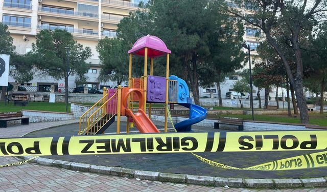 Karabağlar’da “yan bakma” dehşeti: 15 yaşındaki çocuk parkta can verdi