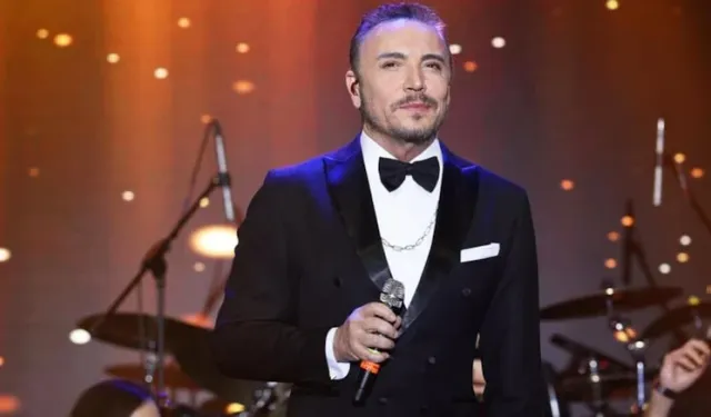 Cenk Eren sahnede talihsiz kaza geçirdi