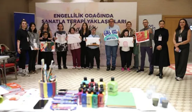 Çeşme’de engelli bireylere sanatla destek: Terapi kampı yoğun ilgi gördü