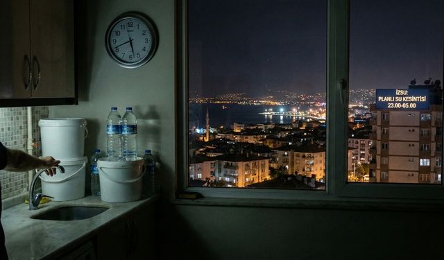 İzmir'de su kesintileri artık her gün: Yılbaşına susuz gireceğiz!