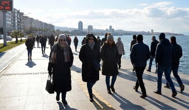 Kış güneşi aldatmasın! İşte 13 Aralık 2025 İzmir hava durumu
