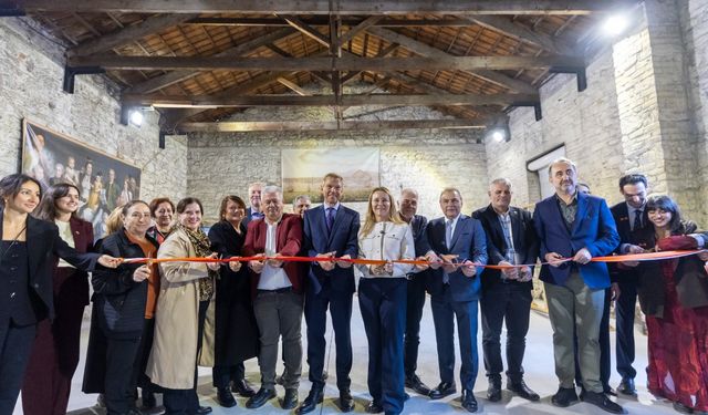 ‘Hollanda ve Türkiye: Ortak Miras’ sergisi Tarihi Bıçakçı Han’da açıldı