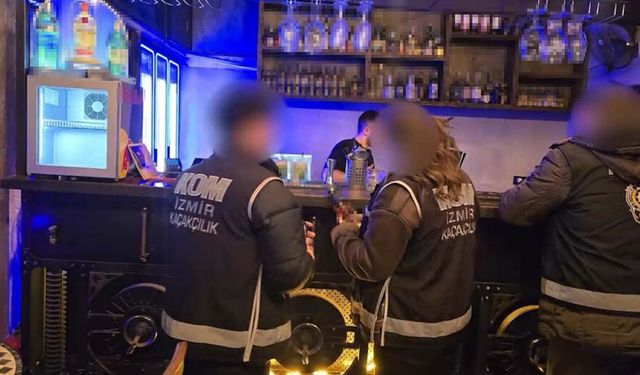 İzmir’de yılbaşı öncesi sahte içki baronlarına büyük darbe: Tonlarca etil alkol ele geçirildi
