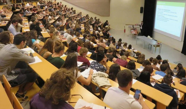 Üniversite eğitimi 3 yıla düşüyor: YÖK’ten lisans programları için yeni model