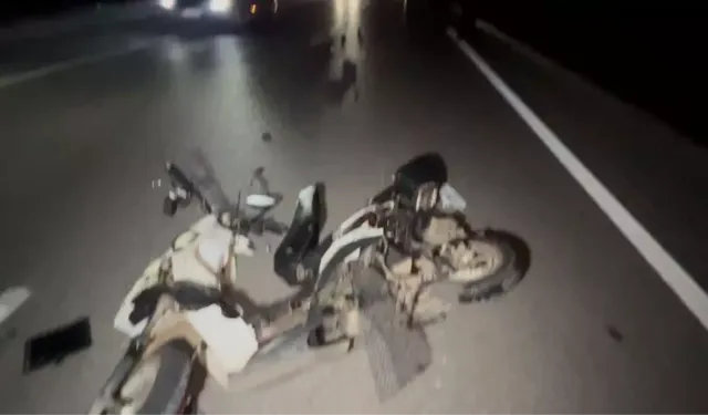 Hafif ticari araçla çarpışan elektrikli motosikletin sürücüsü öldü