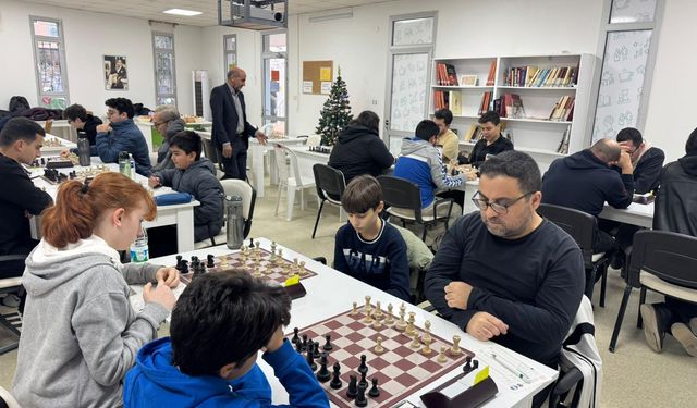 Seferihisar’da hamleler konuştu: Yeni yıl turnuvasında şah mat heyecanı