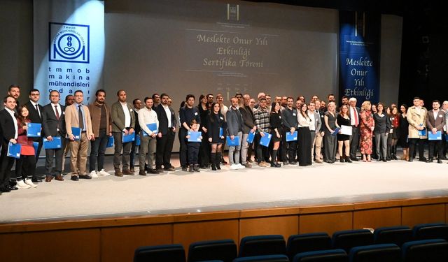 İzmirli makine mühendisleri yeni yılı birlikte kutladı