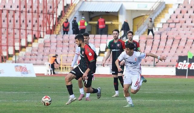 Karşıyaka tepetaklak: Balıkesirspor yenilgisiyle düşüş derinleşti