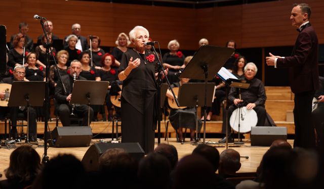 TÜLOV AASSM’de 25. yılını notalarla kutladı