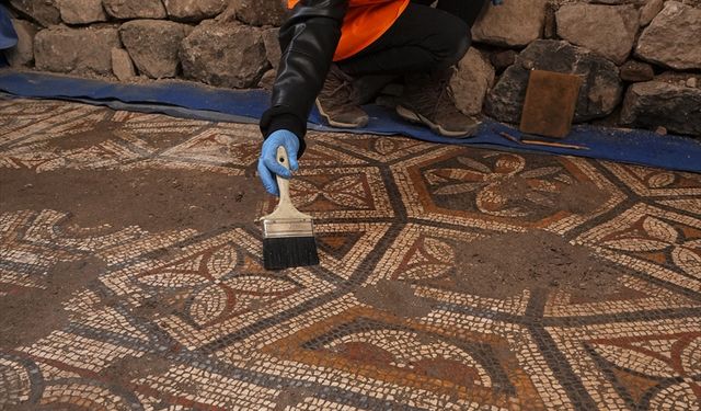 Kem gözlere 'Süleyman düğümü' motifi