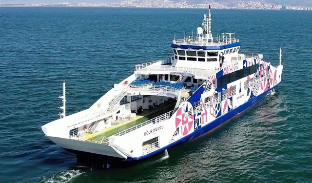 İzmir Körfezi’nde fırtına engeli: Arabalı vapur seferlerine hava muhalefeti molası