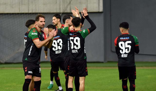 Alsancak’ta şampiyonluk düğümü çözülüyor: Karşıyaka lideri devirip farkı bire indirme peşinde