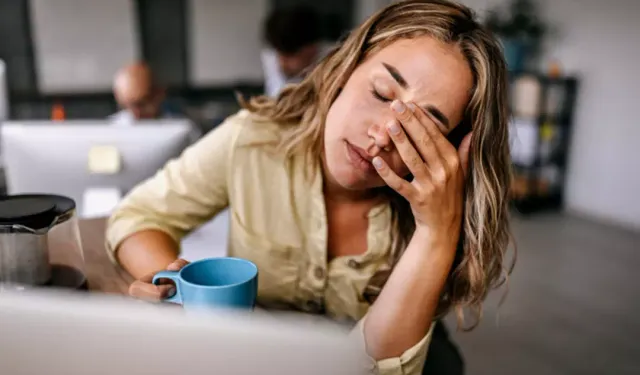 Bilim insanları açıkladı: En yorucu yaş dönemi hangisi?