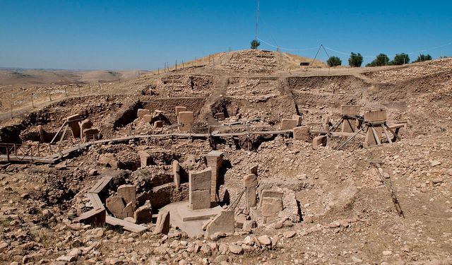 Minik gezginler Göbeklitepe’nin gizemine yol alıyor
