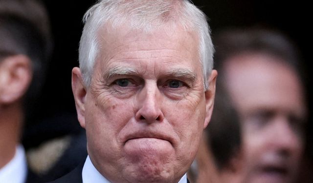 Kraliyet ailesinde Andrew krizi: Gözaltı sonrası serbest bırakıldı