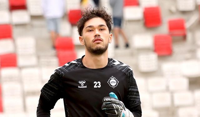 Altay'ın kaderi genç eldiven Ulaş Hasan Özçelik'in ellerine emanet
