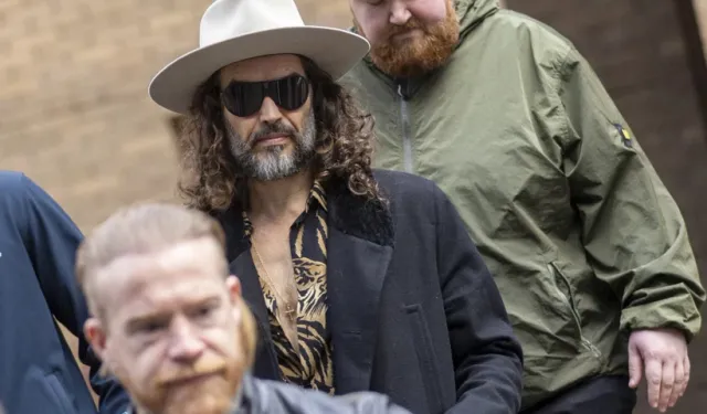 Ünlü oyuncu hakim karşısında