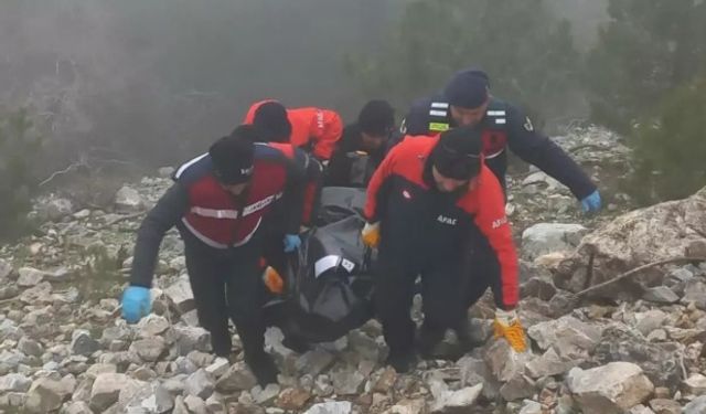 Kuşadası'nda uçurumda erkek cesedi bulundu