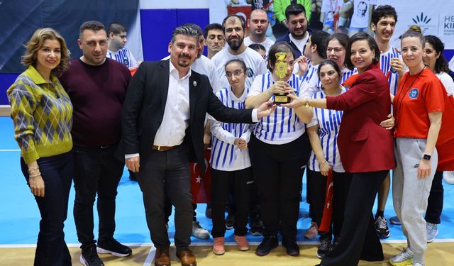 Karabağlar’da sömestr spor şenliği bayram havasında geçti