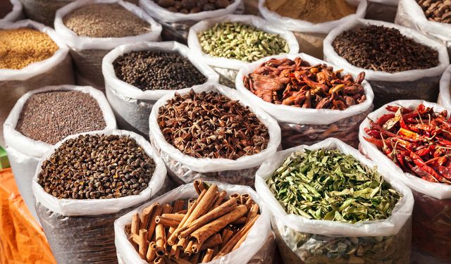 Sofralarımızdaki sinsi tehlike: Temel gıda ürünlerinde sahtekarlık tavan yaptı