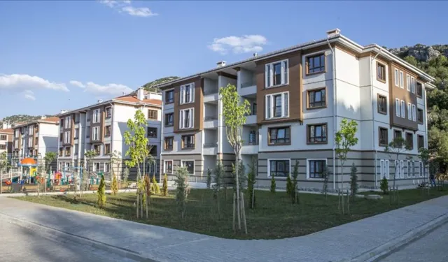 TOKİ'den dev konut hamlesi! İşte şartlar...