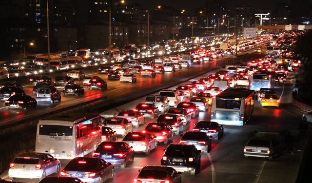İzmir’de gece mesaisi başlıyor: Buca’da yollar 10 gün kapalı