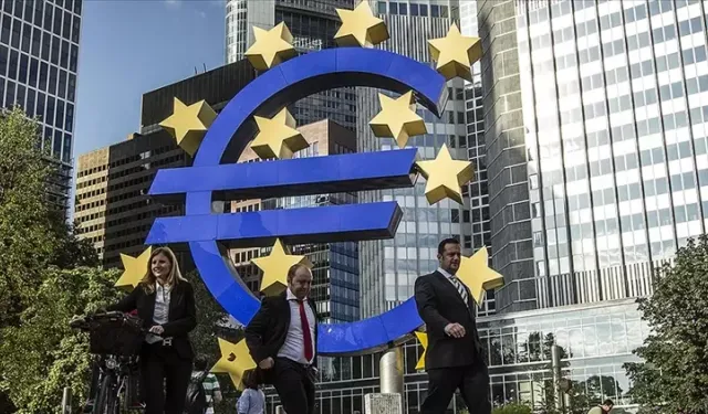 Avrupa Merkez Bankası faizi sabit tuttu