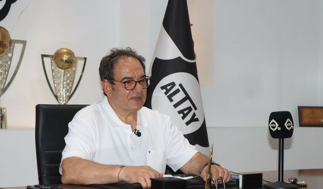 Siyah beyazlı kulüpte ihraç depremi