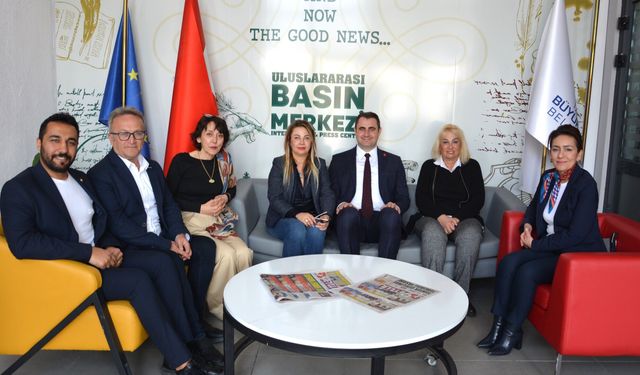CHP İzmir İl Başkanı Çağatay Güç'ten İGC'ye ziyaret: Basın özgürlüğü mücadelenizde yanınızdayız
