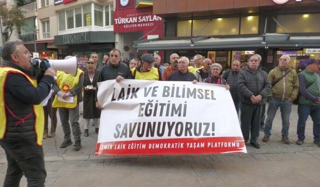 İzmir'de 'Ramazan Genelgesi' protestosu