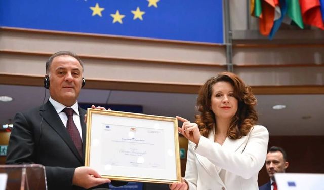 Ekrem İmamoğlu’na Avrupa’dan demokrasi ödülü