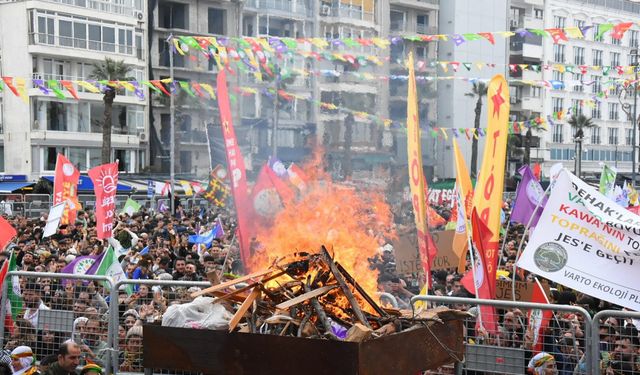 İzmir’de Nevruz kutlaması