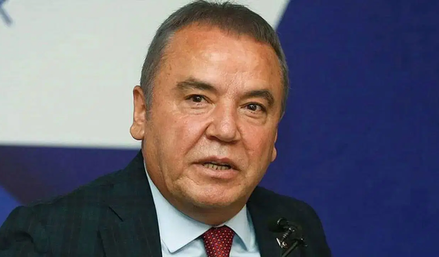 Başkan Muhittin Böcek mahkemede konuştu: '22 ilaç kullanıyorum, yaşamak istiyorum'